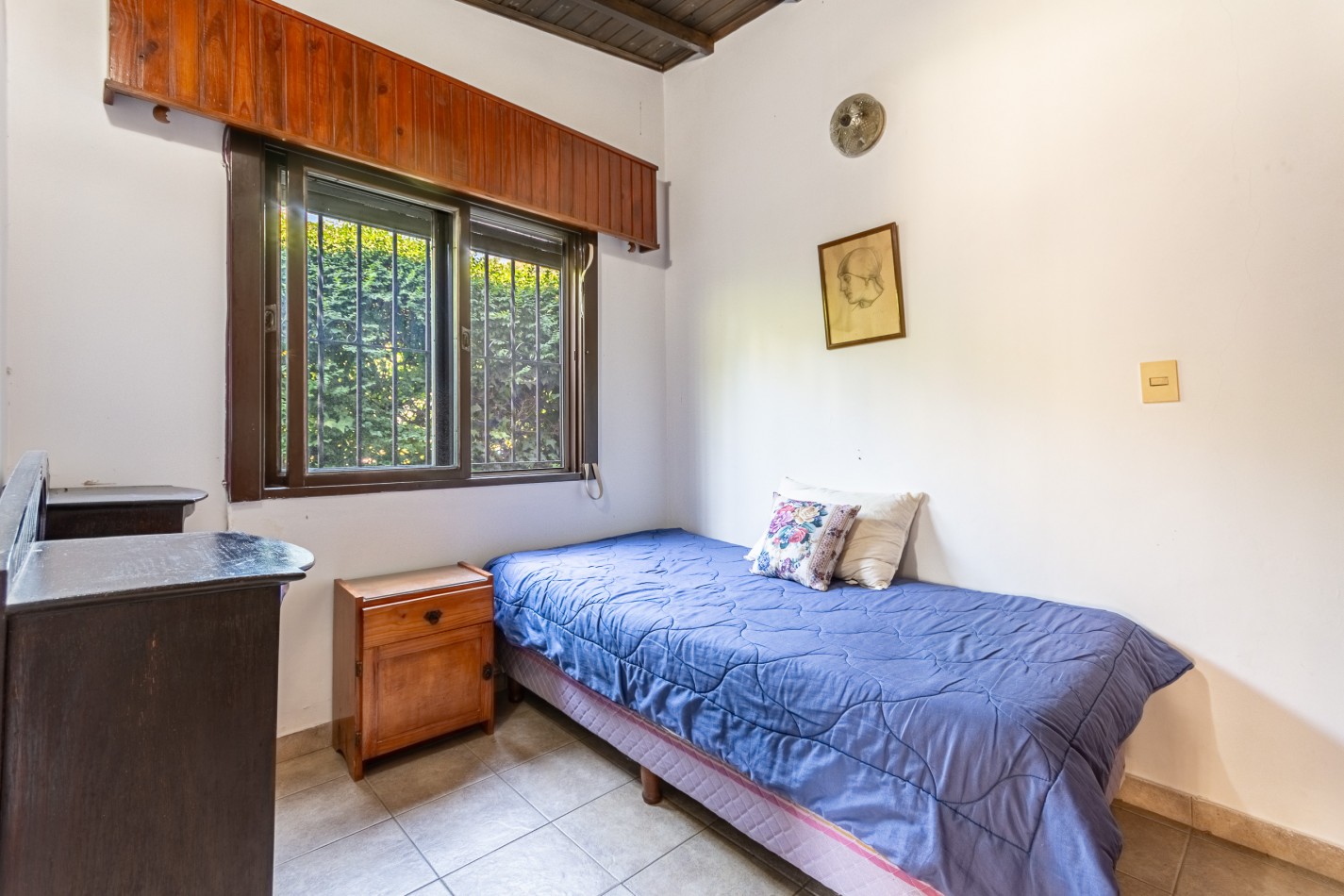Excelente Casa con Terreno Propio C/ Piscina - Parrilla - Lavadero - Calefaccion - Gran Potencial