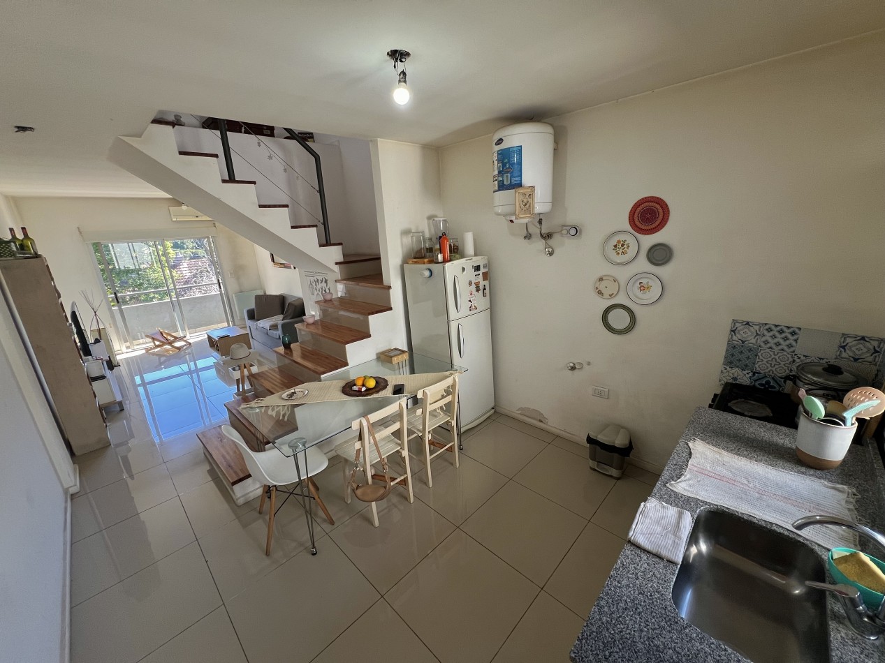 Excelente Departamento 3 Ambientes en Duplex c/ Balcon - Piscina - Terraza - Lavadero - Balcon