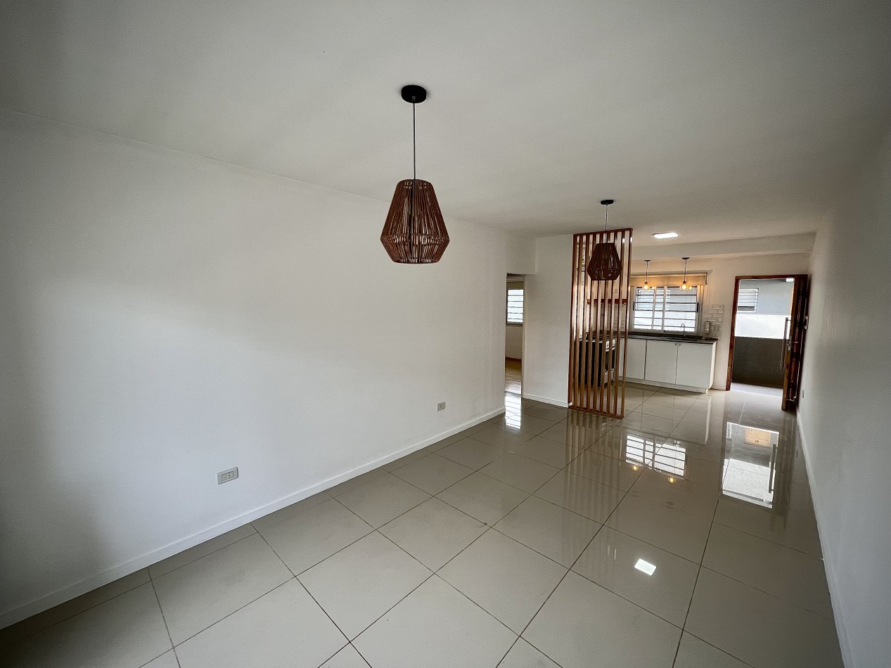 Excelente Departamento 2 Ambientes c/ Balcon al Frente - Cochera Cubierta - Piscina en Don Torcuato