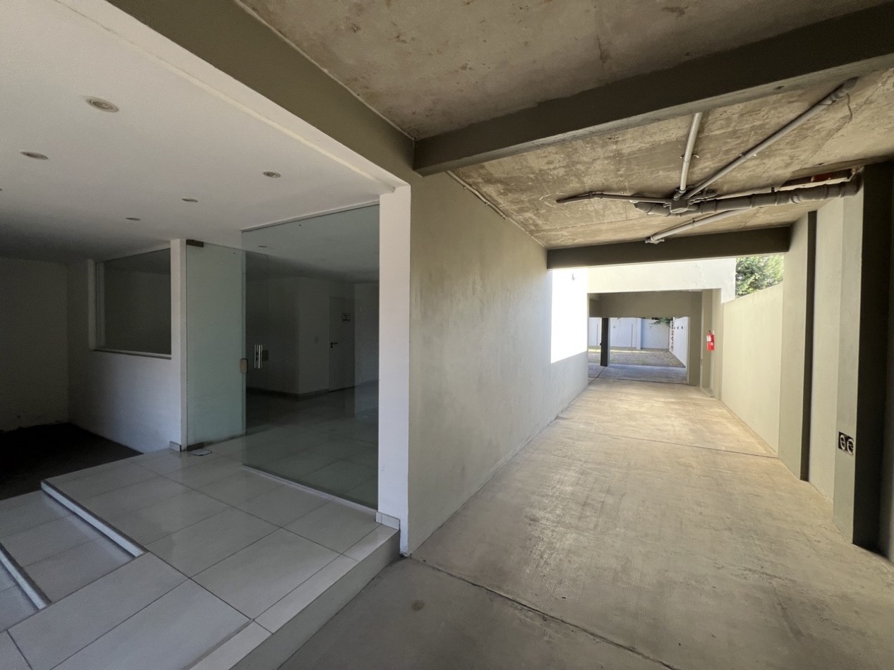 Departamento 1 ambiente con Renta Inmediata c/ Escritura - Balcon - Apto Comercial