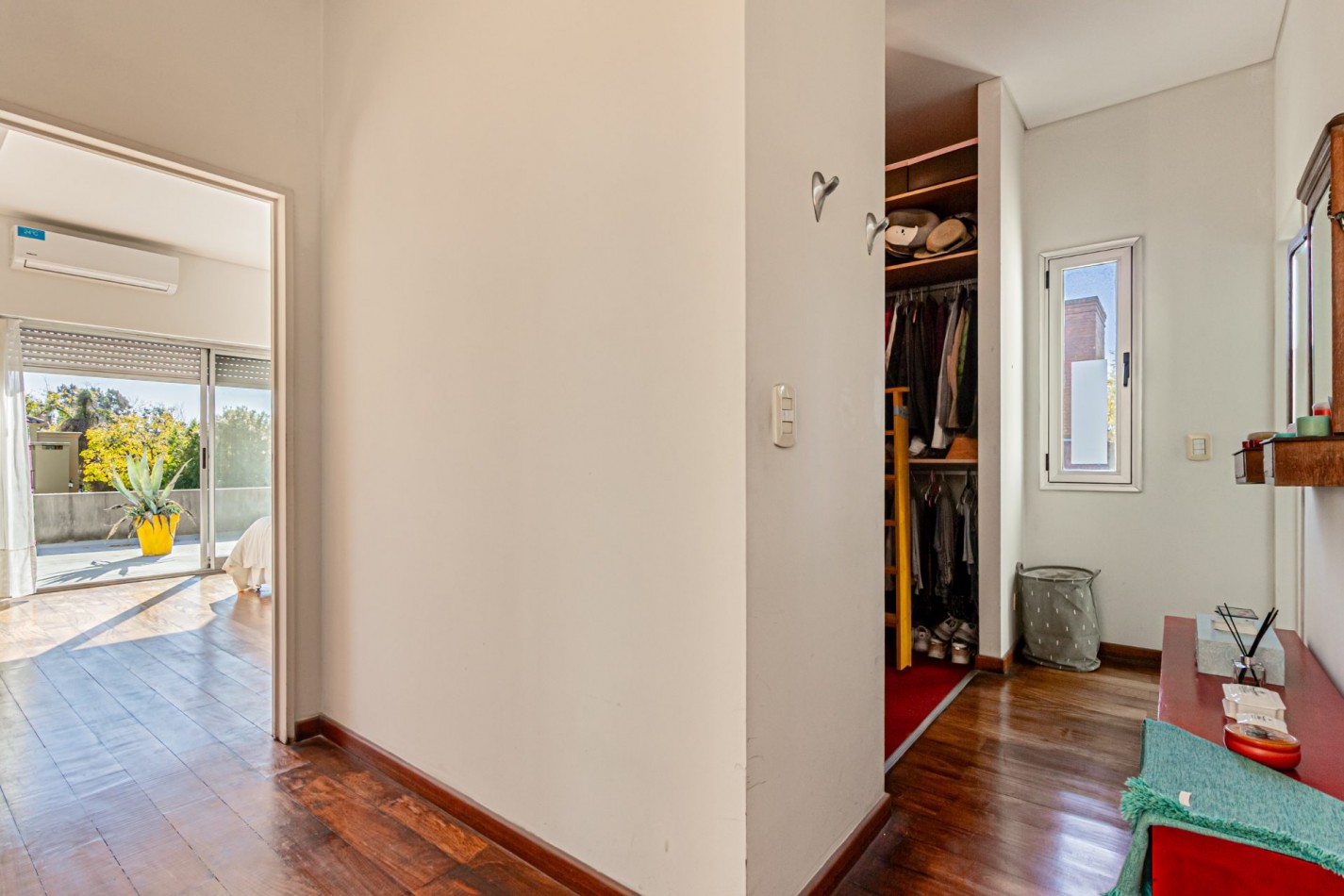 Casa 5 Ambientes | Lote Imperdible | Dep. de Servicio | Talar del Lago I - Excelente Esquina