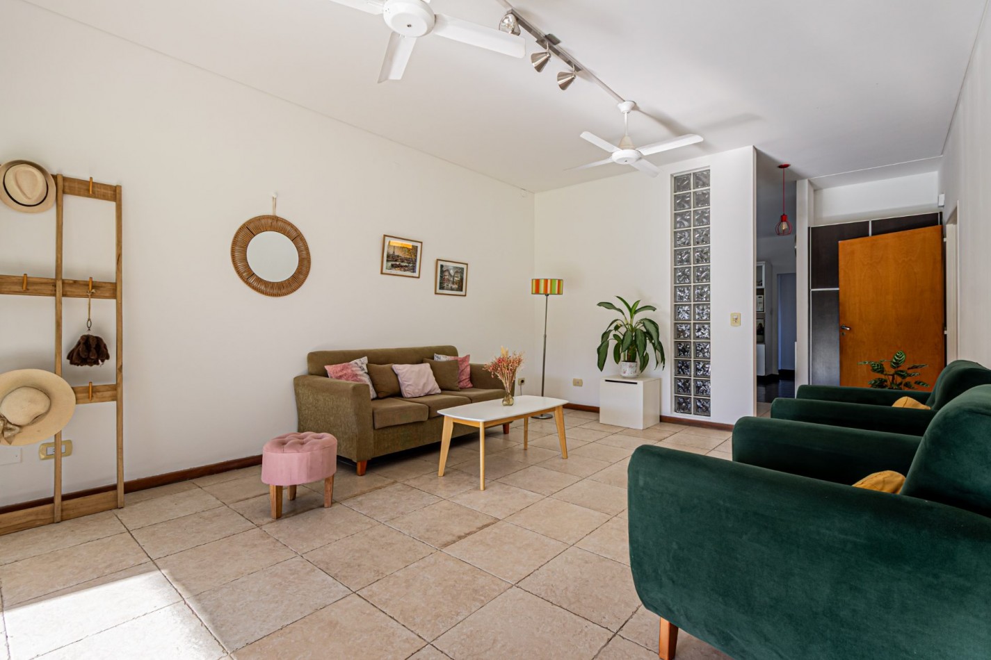 Casa 5 Ambientes | Lote Imperdible | Dep. de Servicio | Talar del Lago I - Excelente Esquina