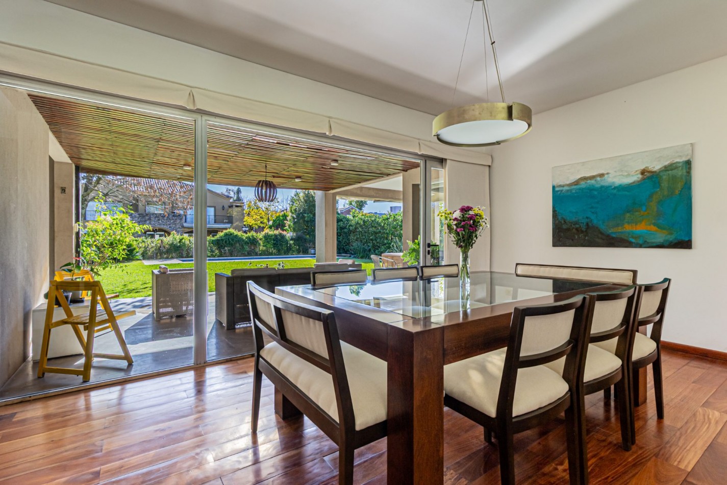 Casa 5 Ambientes | Lote Imperdible | Dep. de Servicio | Talar del Lago I - Excelente Esquina