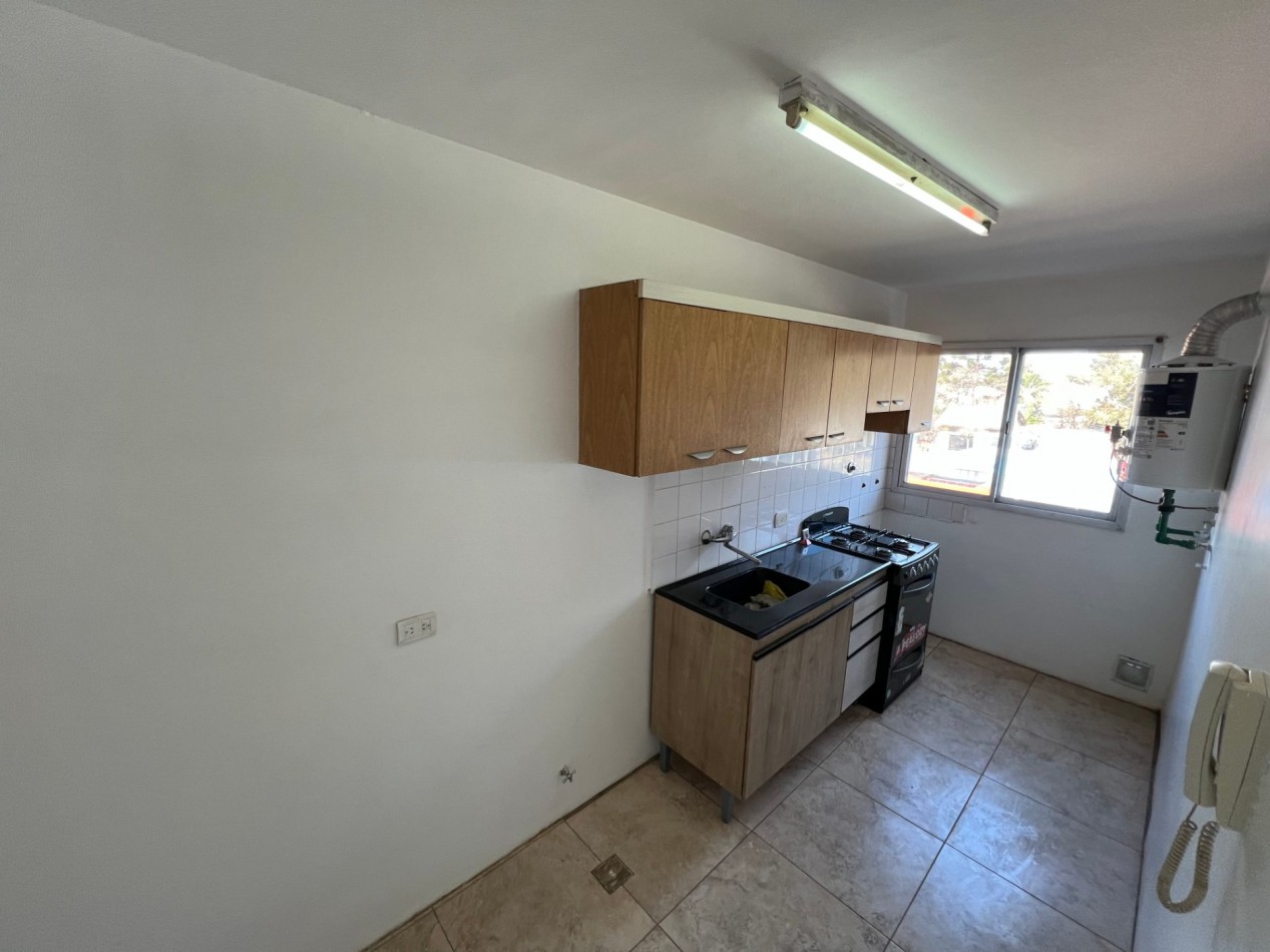 Departamento 3 ambientes en venta - Estacion Don Torcuato - Apto credito