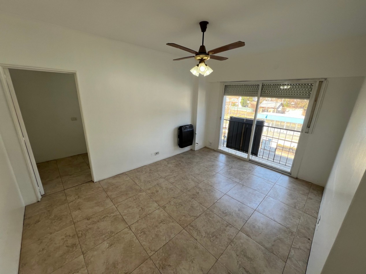 Departamento 3 ambientes en venta - Estacion Don Torcuato - Apto credito