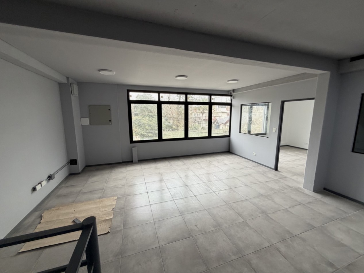 Galpon Industrial Premium a Estrenar | 549 M²cubiertos | Oficinas | Ingreso Para Camiones | Malvinas