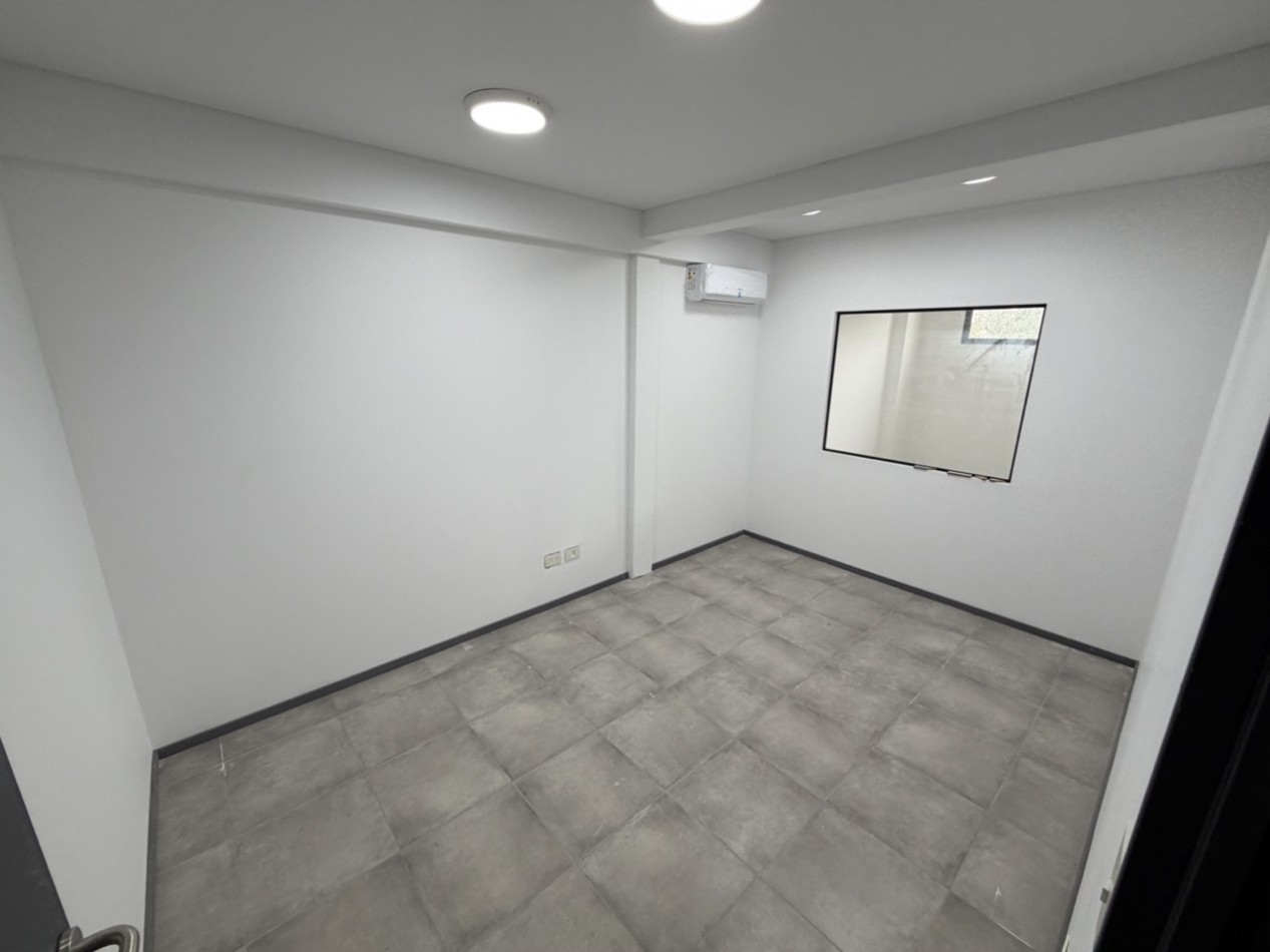 Galpon Industrial Premium a Estrenar | 549 M²cubiertos | Oficinas | Ingreso Para Camiones | Malvinas