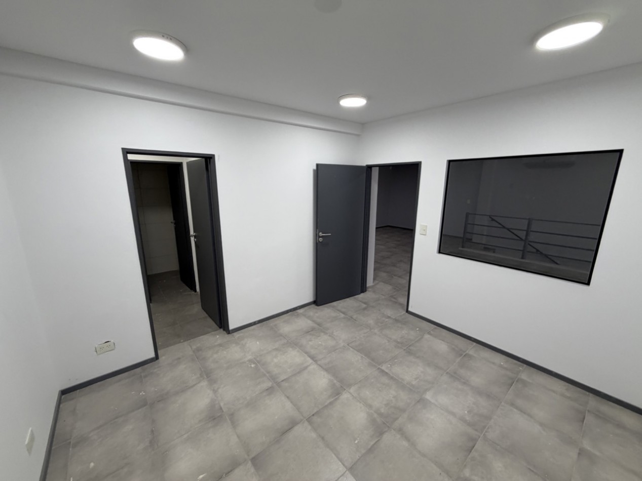 Galpon Industrial Premium a Estrenar | 549 M²cubiertos | Oficinas | Ingreso Para Camiones | Malvinas