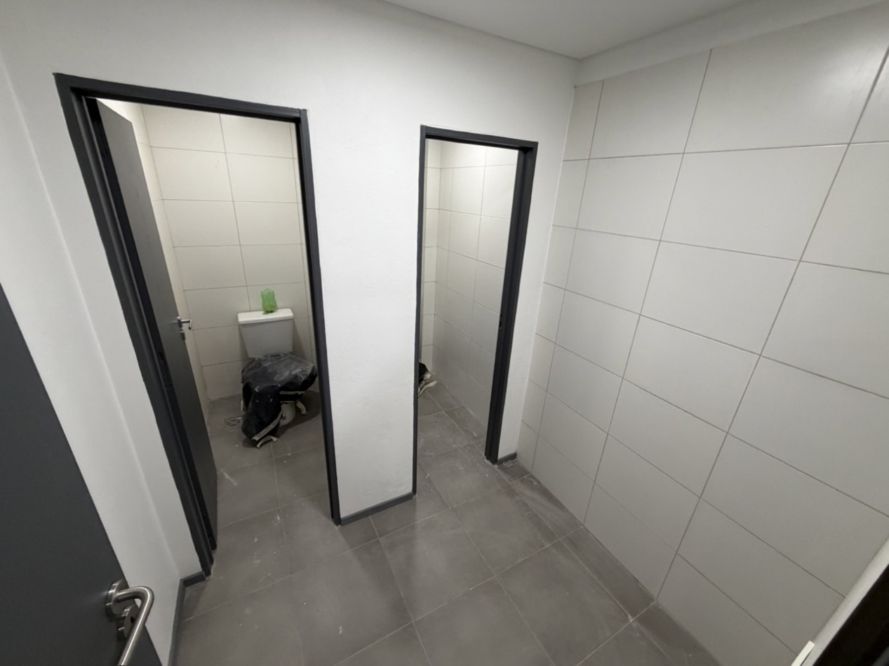 Galpon Industrial Premium a Estrenar | 549 M²cubiertos | Oficinas | Ingreso Para Camiones | Malvinas