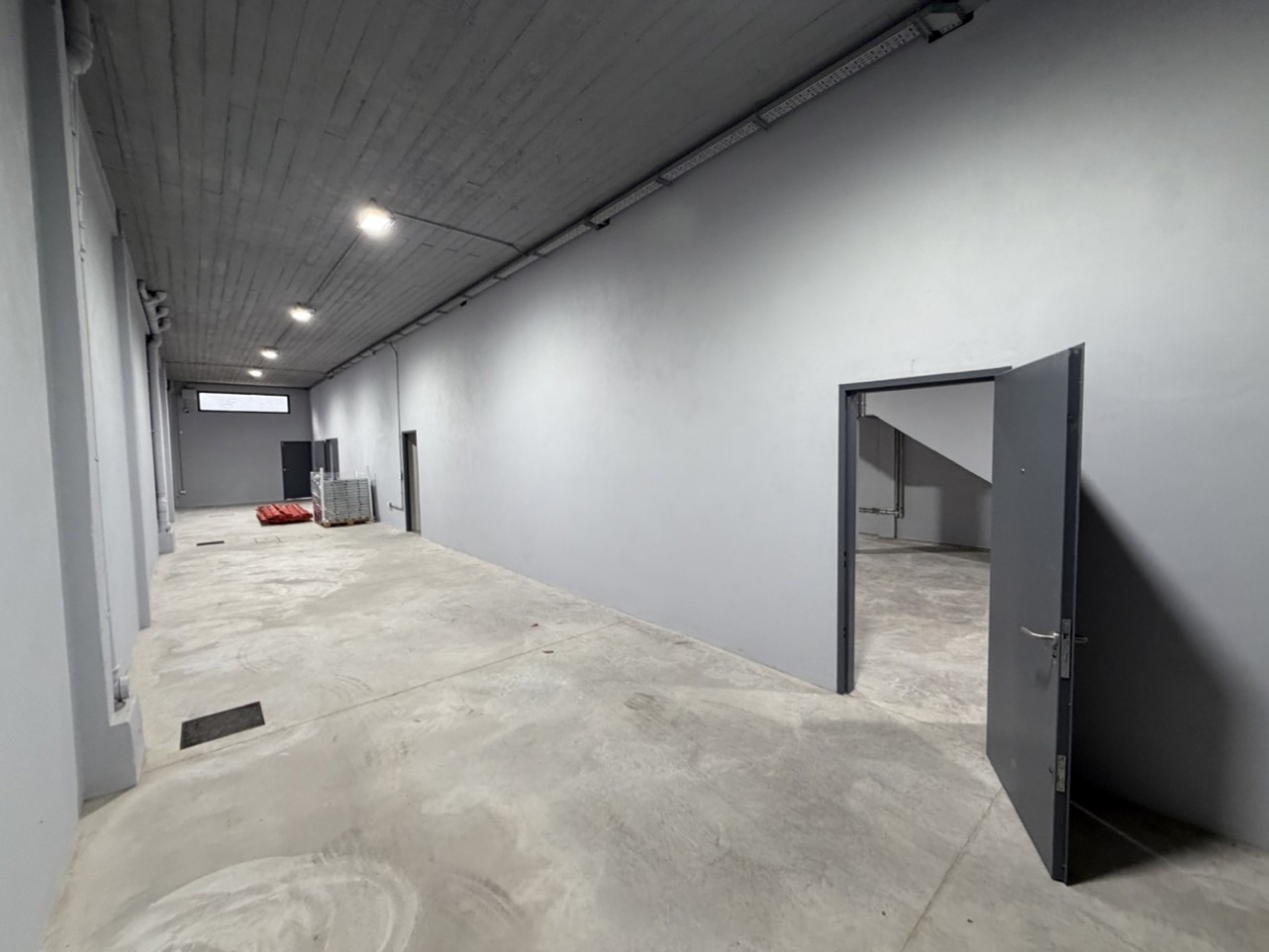 Galpon Industrial Premium a Estrenar | 549 M²cubiertos | Oficinas | Ingreso Para Camiones | Malvinas