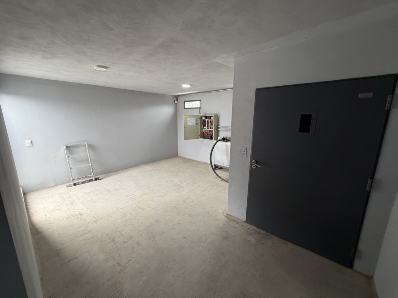 Galpon Industrial Premium a Estrenar | 549 M²cubiertos | Oficinas | Ingreso Para Camiones | Malvinas