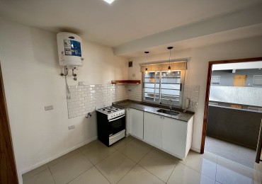 Excelente Departamento 2 Ambientes c/ Balcon al Frente - Cochera Cubierta - Piscina en Don Torcuato