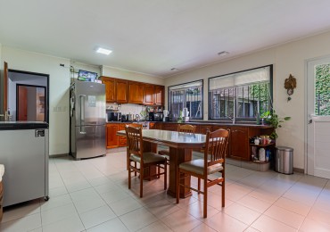 CASA 4 AMBIENTES + ESCRITORIO C/ GARAGE CUBIERTO | METROS DE AV. 202 | A 5 CUADRAS DE ESTACION DON TORCUATO