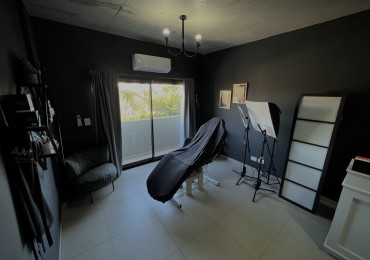 Departamento 1 ambiente con Renta Inmediata c/ Escritura - Balcon - Apto Comercial