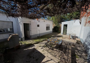 Oportunidad Real | Casa con Terreno Propio | Construccion Solida | Gran Proyeccion | Lavadero